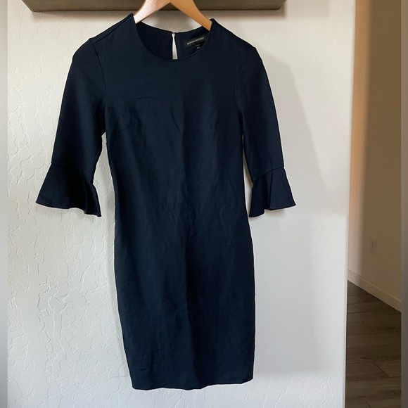 Banana Republic Women’s Navy Bell-Sleeve Shift Dress Long Sleeve, size 00• - Picture 11 of 13